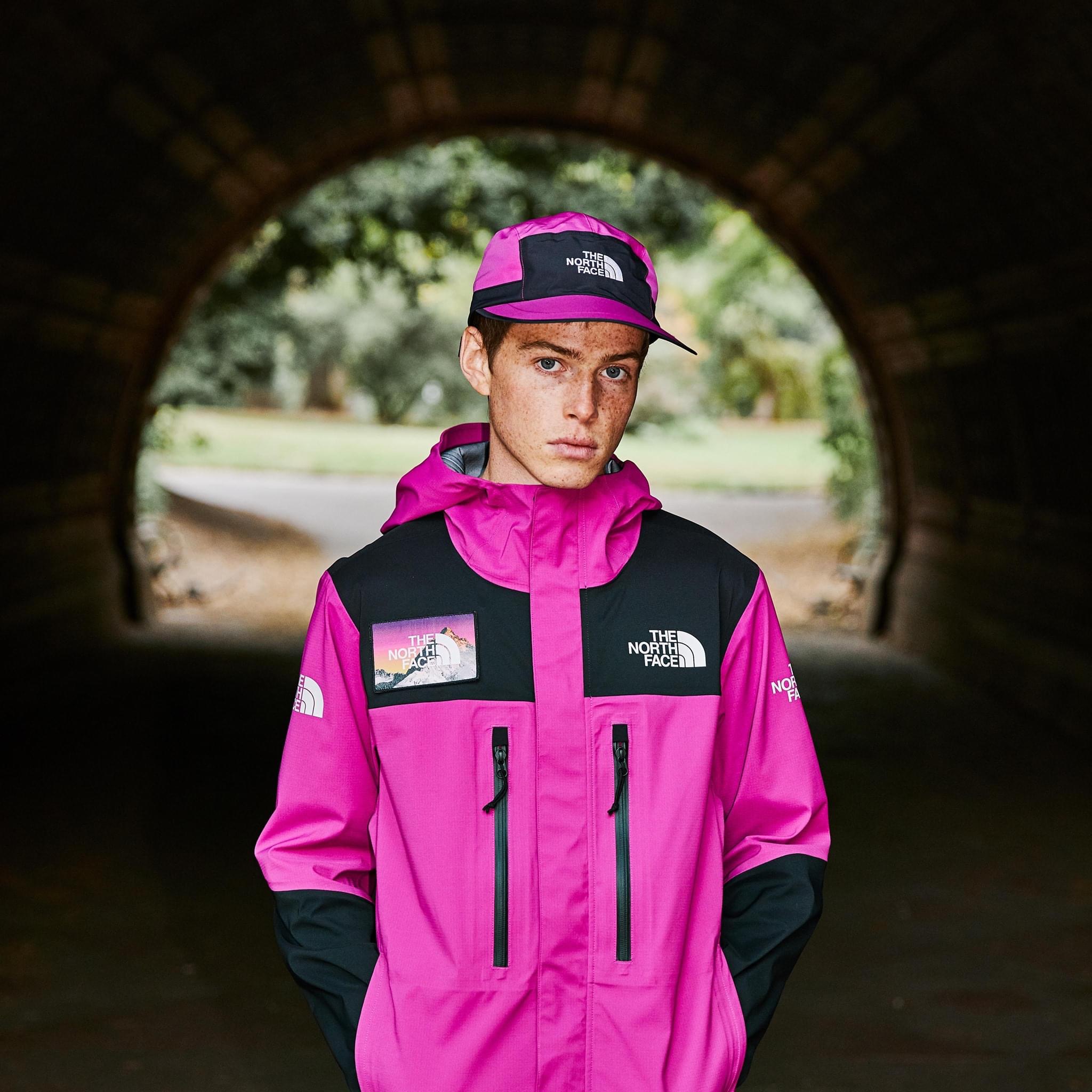 THE NORTH FACE OUTERWEAR